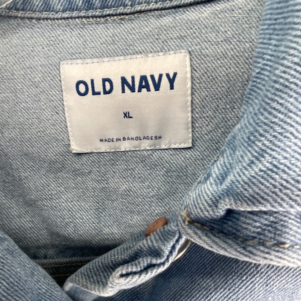 Old Navy Denim Jacket Womens XL Light Wash Cotton Trucker Classic 90s Y2K Vibe - Picture 2 of 11